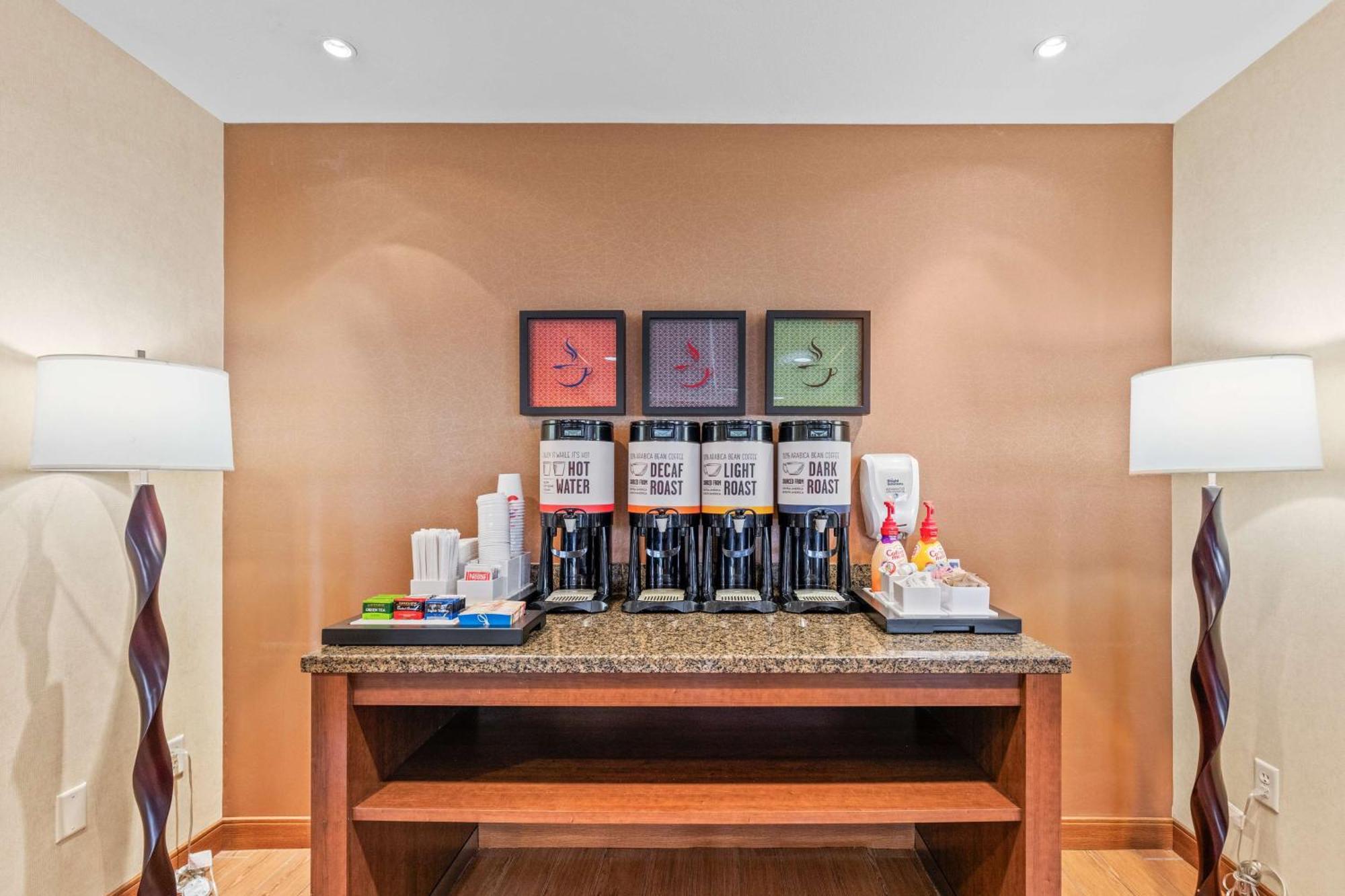 Hampton Inn Denver Northeast-Brighton Zewnętrze zdjęcie